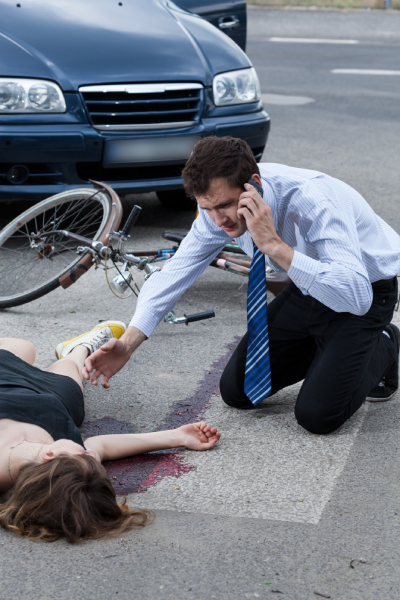 Man calling the emergency services wbp