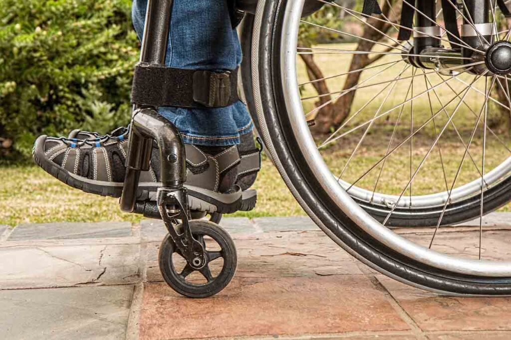 5 Most Common Car Accident Injuries 1 wheel chair 5 common car accident injuries rimland